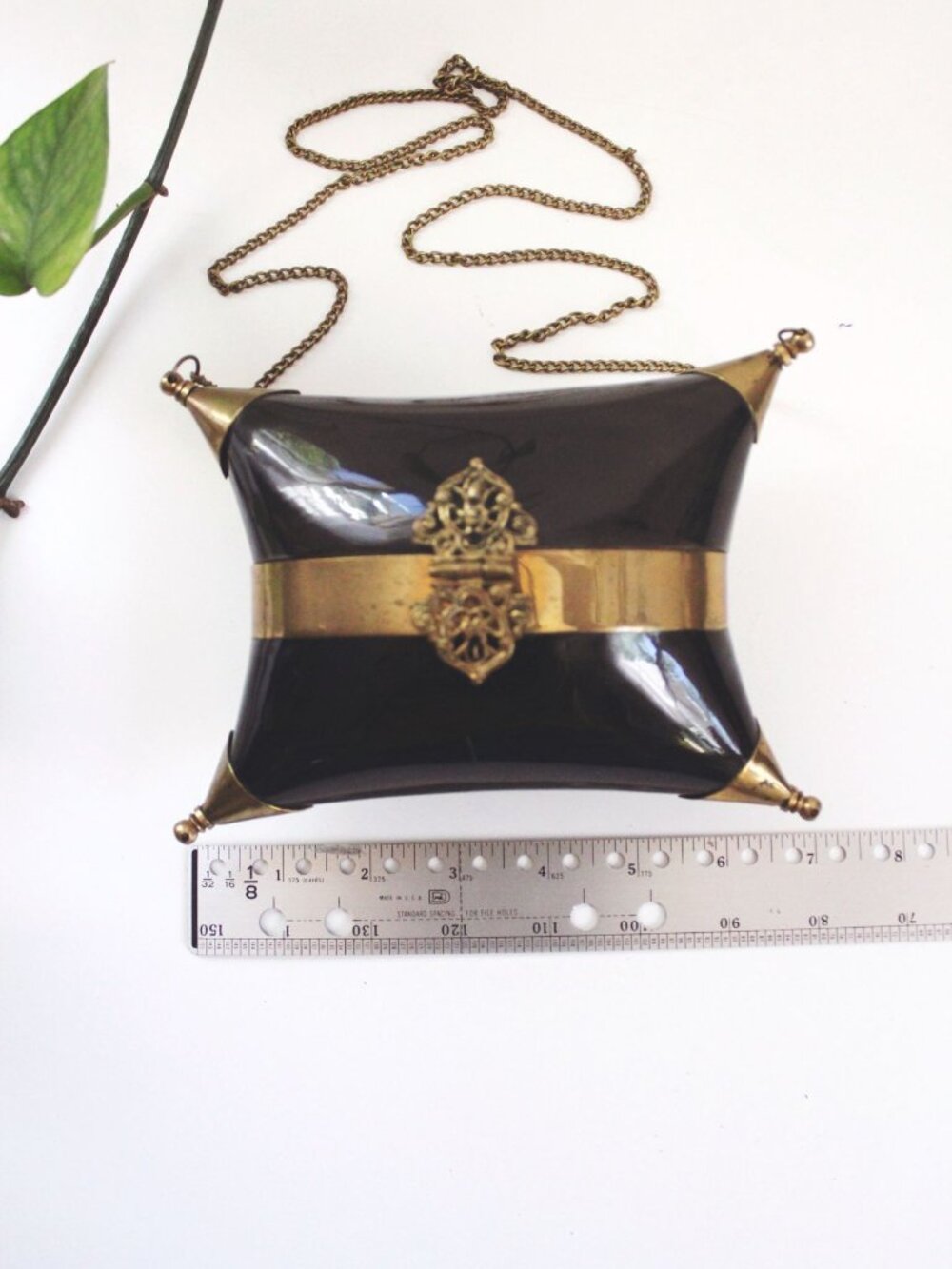 Vintage Black Gold Brass Pillow Purse Cushion Purse Minaudiere Art Deco Chain St - Picture 8 of 9